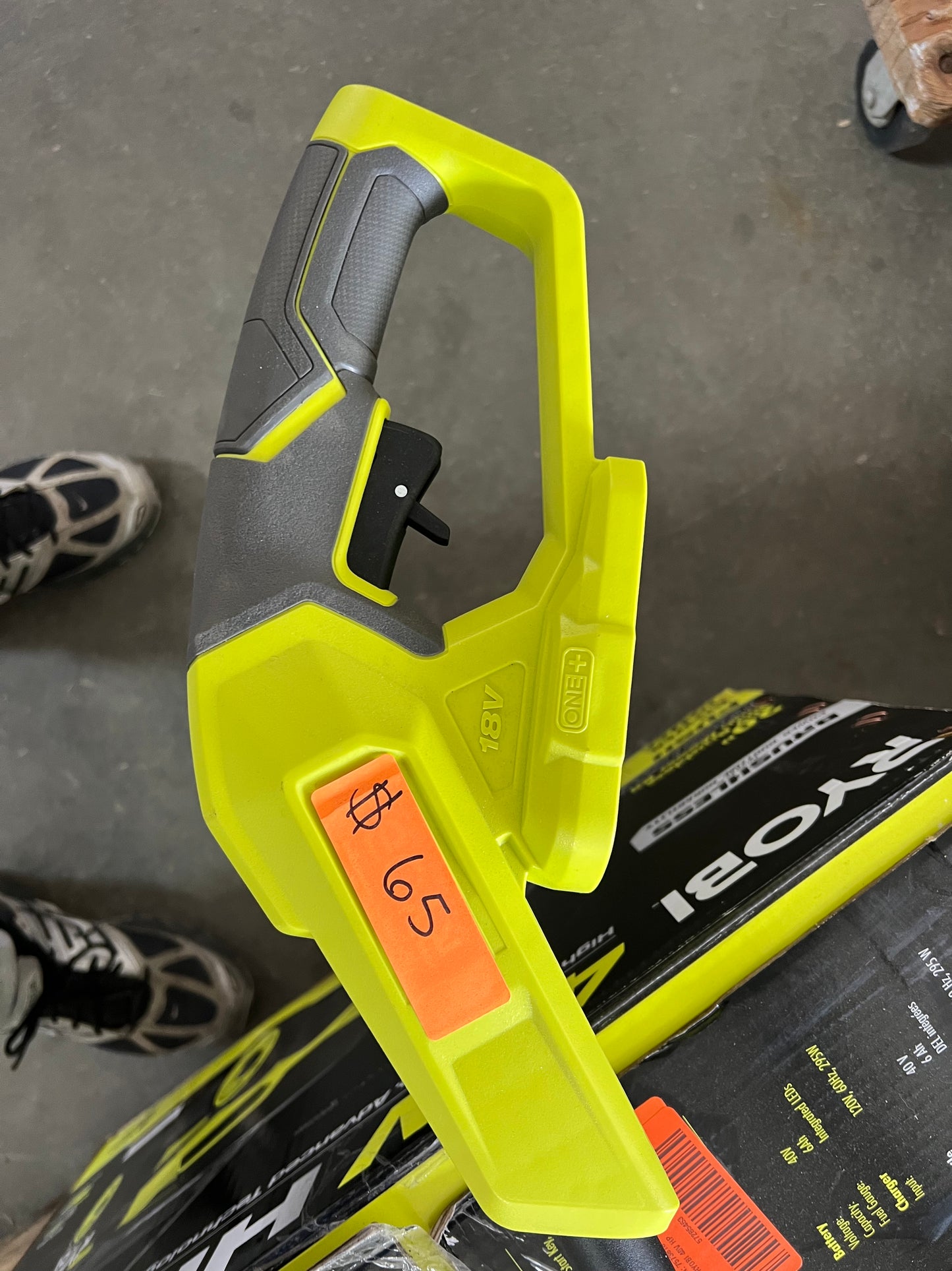 Ryobi 18V ONE+ Cordless String Trimmer / Edger – Adjustable Cutting Width