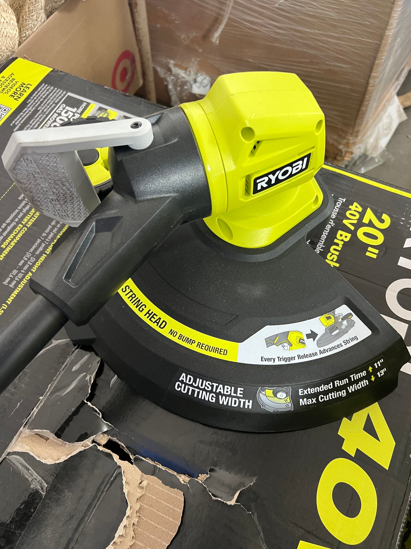 Ryobi 18V ONE+ Cordless String Trimmer / Edger – Adjustable Cutting Width