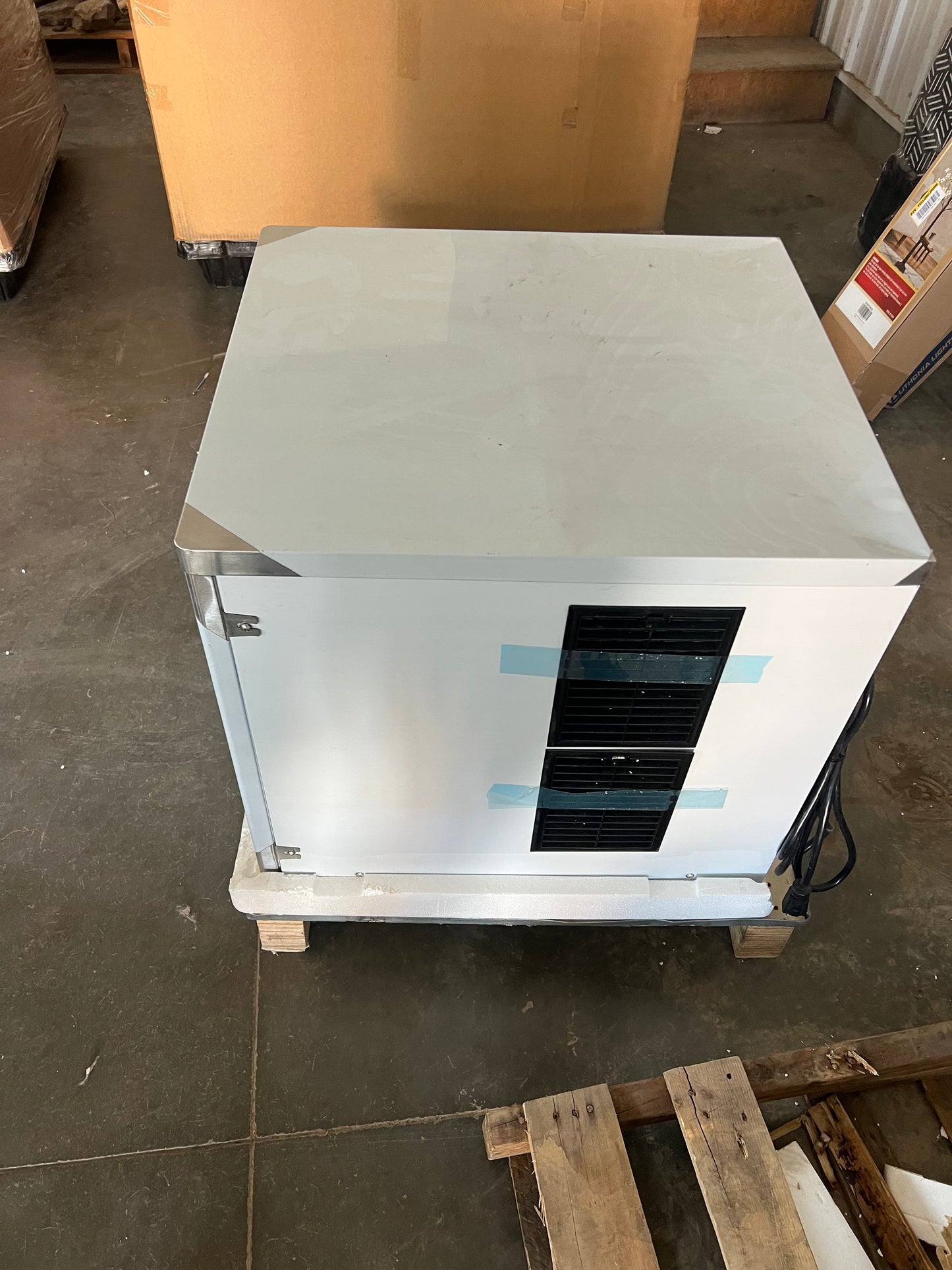 Vevor Commercial Ice Maker Machine – 450 lbs/Day, 22” Stainless Steel, Modular Head (Light Scratches & Dents)
