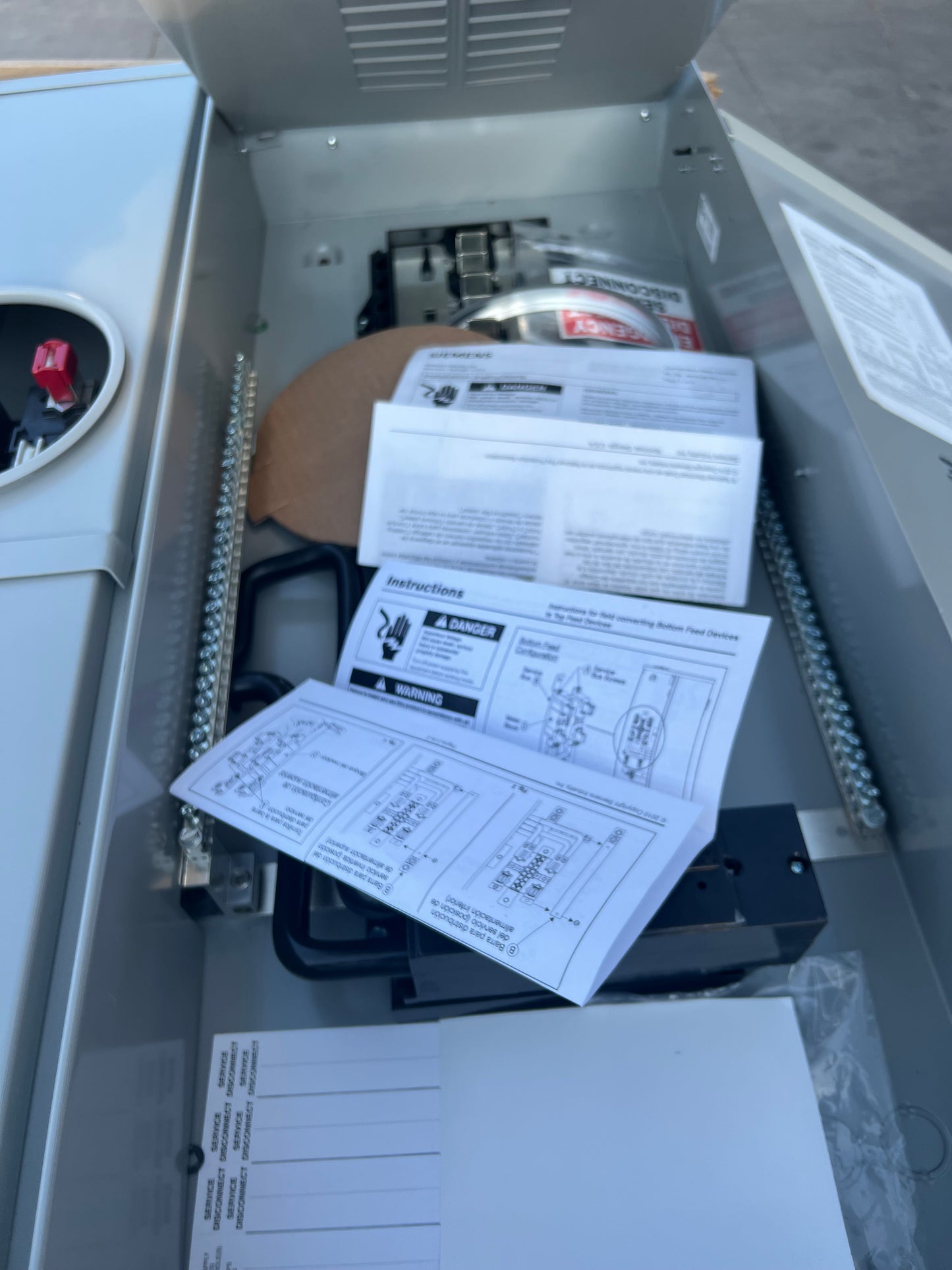 Siemens 200A/400A Combination Meter Socket Load Center – Rainproof, Ringless Type 3R