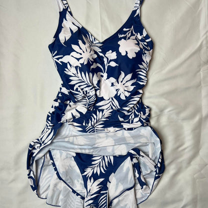 Floral Breeze One-Piece Swimsuit – Blue & White Print (Size L)